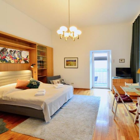 Charming With Balcony In Hip & Trendy Margareten 维也纳 外观 照片