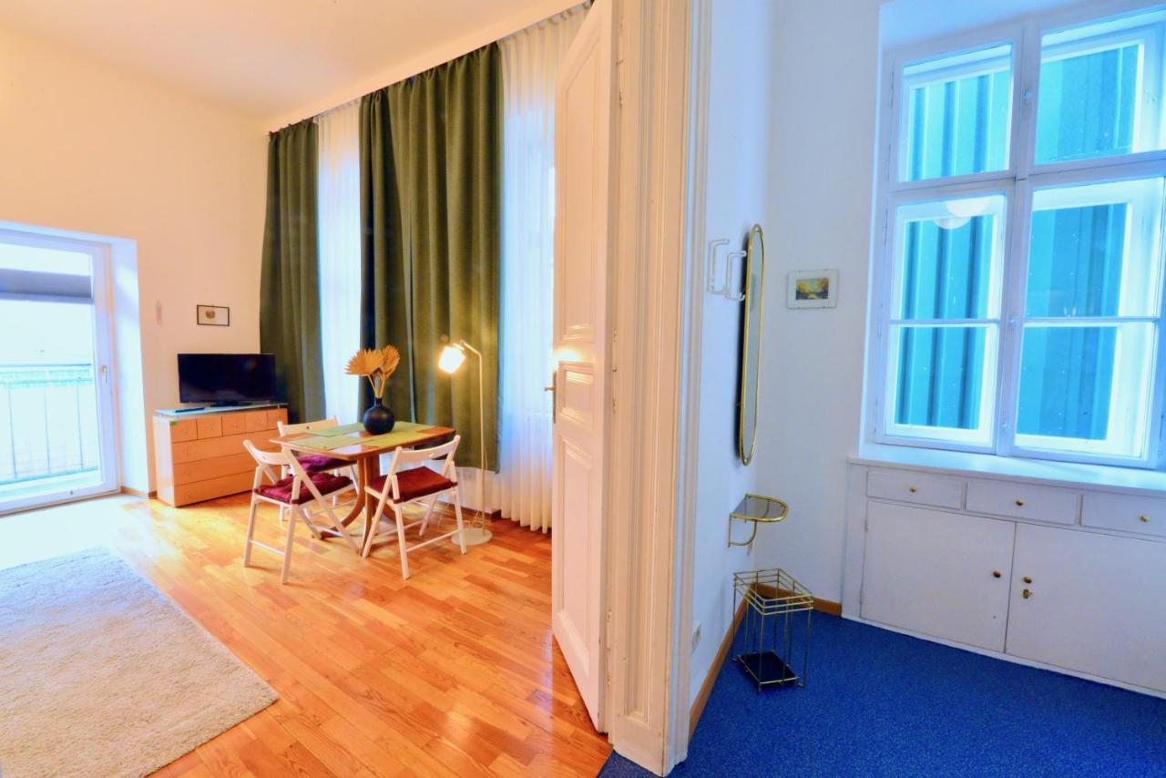 Charming With Balcony In Hip & Trendy Margareten 维也纳 外观 照片
