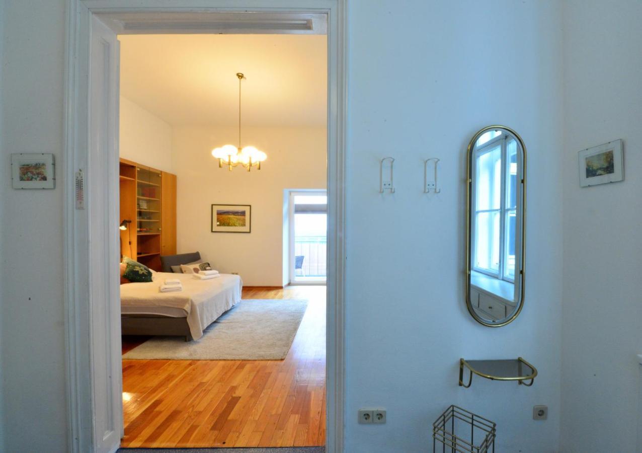 Charming With Balcony In Hip & Trendy Margareten 维也纳 外观 照片